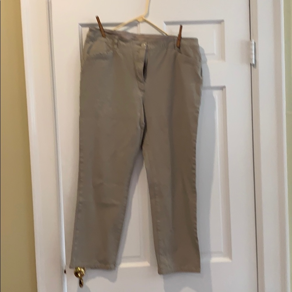 Chico's Soft Lifting Jeans size 3 short